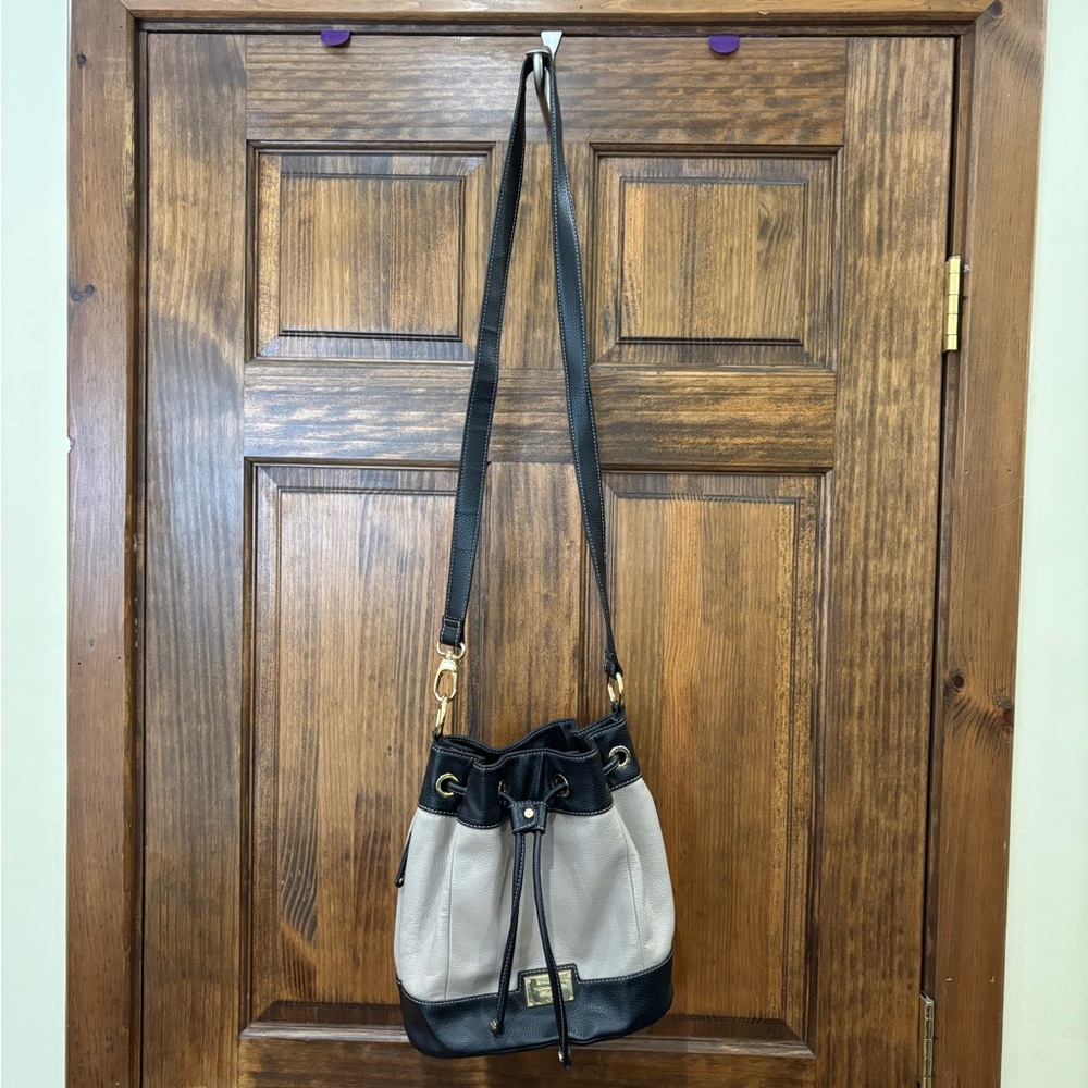Tignanello Black and Cream Women's Bucket Bag